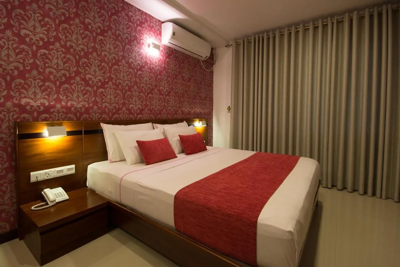 Ceyloni City Hotel Kandy