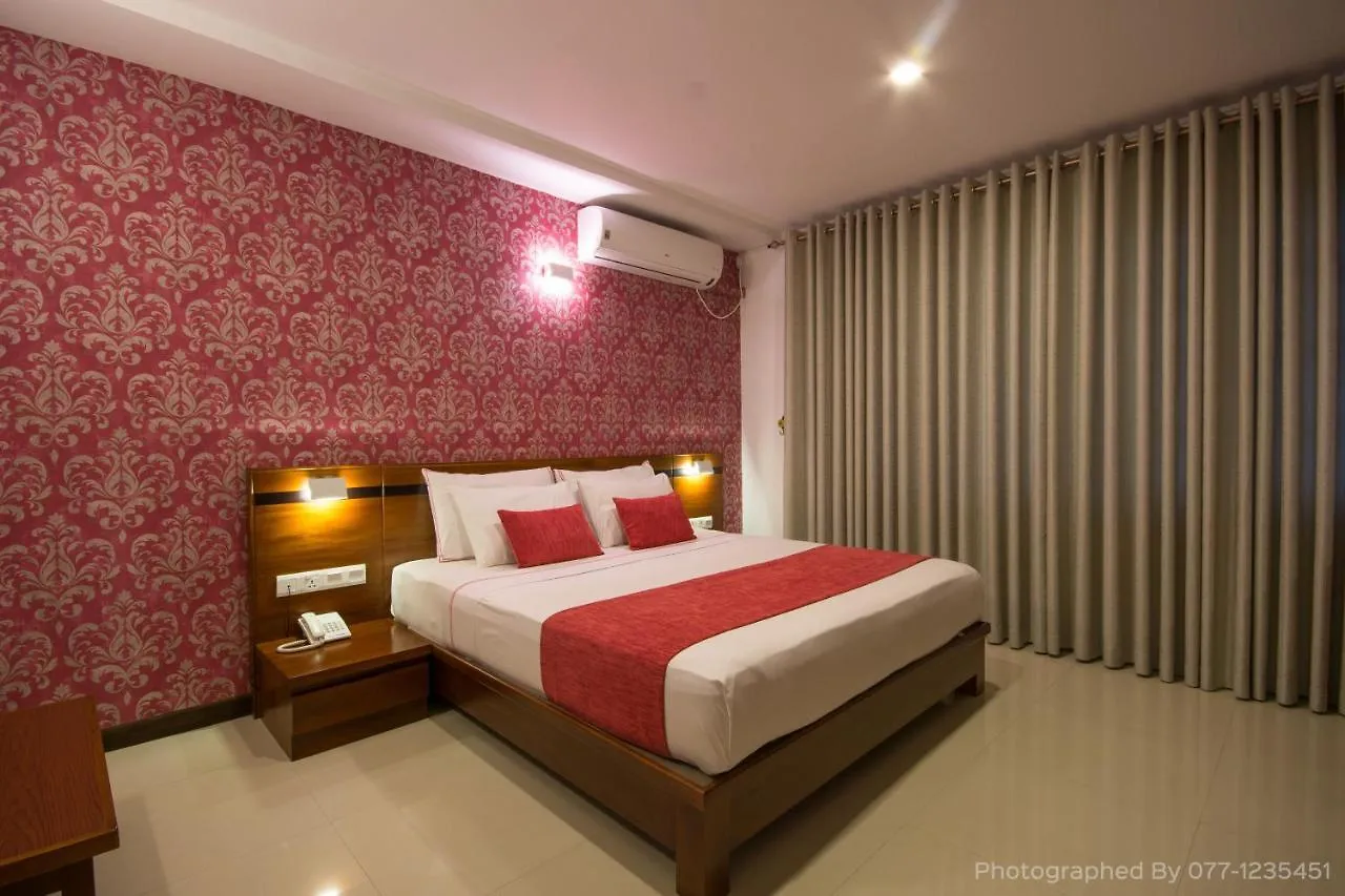 Ceyloni City Hotel Kandy